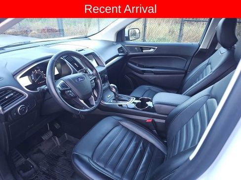 Used 2018 Ford Edge SEL w/ Equipment Group 201A image 12