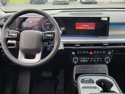 Certified 2026 Hyundai Ioniq 9 SEL image 8