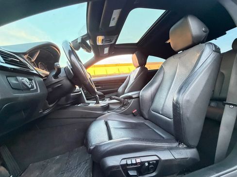 Used 2014 BMW 435i Coupe w/ Technology Package RWD image 9