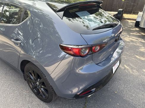 Used 2021 MAZDA MAZDA3 Hatchback w/Premium Plus Pkg AWD/4WD image 8