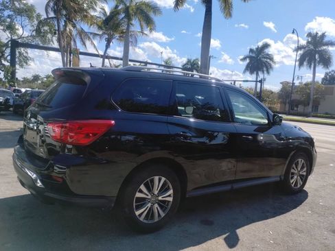 Used 2018 Nissan Pathfinder SL FWD image 10