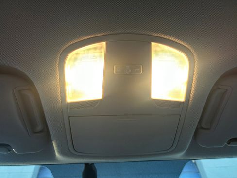 Used 2017 Hyundai Elantra SE w/ SE A/T Tech Package 03 image 25