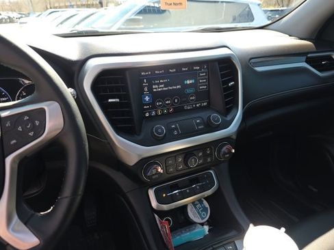 Used 2023 GMC Acadia SLT w/ Elevation Edition image 24