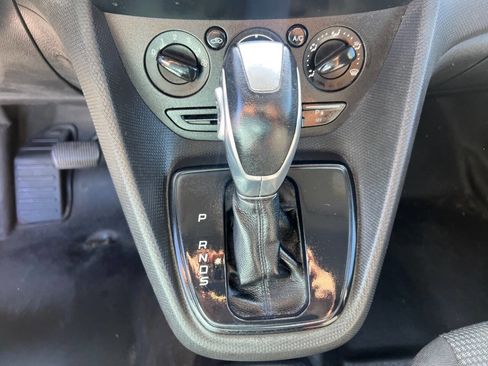 Used 2016 Ford Transit Connect XL FWD image 12