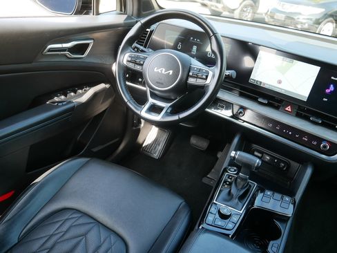 Certified 2024 Kia Sportage X-Line w/ X-Line Premium Package AWD/4WD image 9