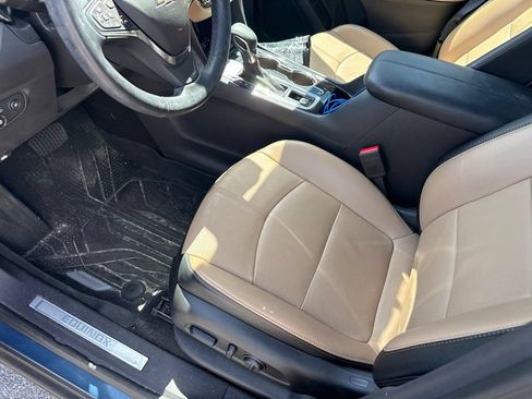 Used 2024 Chevrolet Equinox Premier FWD image 13