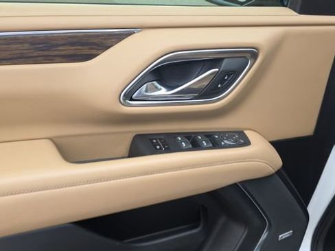 Used 2023 Chevrolet Tahoe Premier image 11