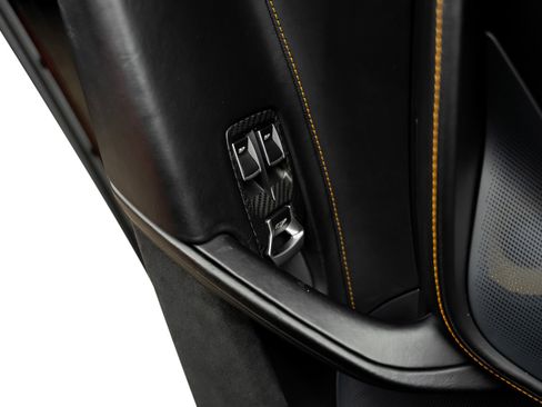 Used 2022 McLaren 720S Spider RWD image 65
