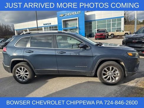 Used 2021 Jeep Cherokee Latitude Lux w/ Comfort/Convenience Group image 6