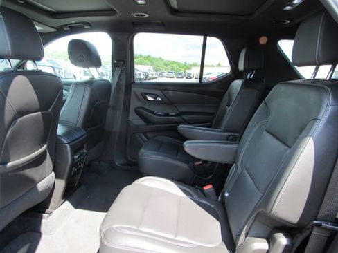 Certified 2023 Chevrolet Traverse LT w/ LT Premium Package AWD/4WD image 30