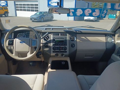 Used 2007 Ford Expedition XLT AWD/4WD image 17
