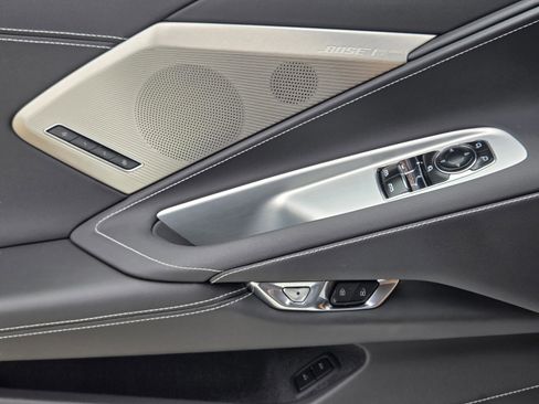 Used 2023 Chevrolet Corvette Stingray Preferred Cpe w/ 2LT image 19