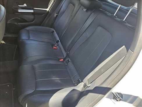 Used 2023 Mercedes-Benz GLA 250 image 15