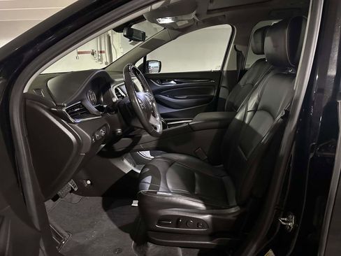 Used 2021 Buick Enclave Avenir w/ Avenir Technology Package image 12