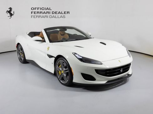 Used 2019 Ferrari Portofino image 1