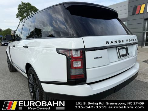 Used 2017 Land Rover Range Rover HSE AWD/4WD image 4