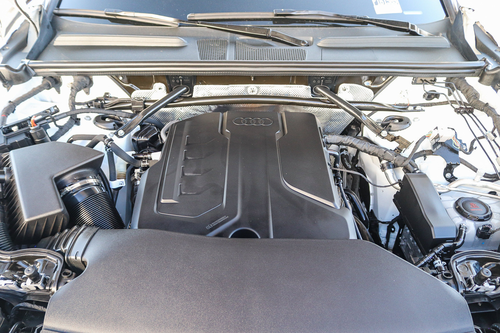 Certified 2025 Audi Q5 Prestige AWD/4WD image 31