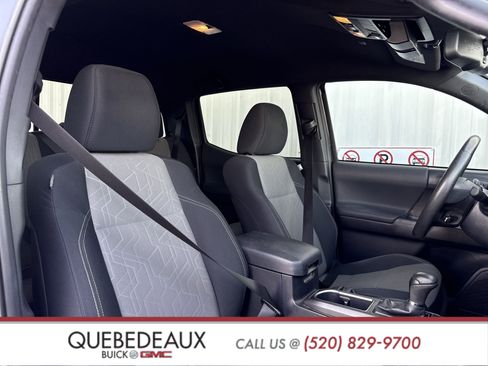 Used 2020 Toyota Tacoma TRD Off-Road image 25