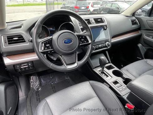 Used 2018 Subaru Outback 2.5i Limited AWD/4WD image 13