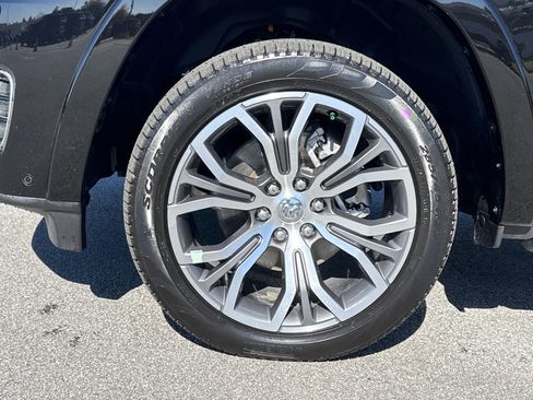 Used 2025 RAM 1500 Tungsten image 13