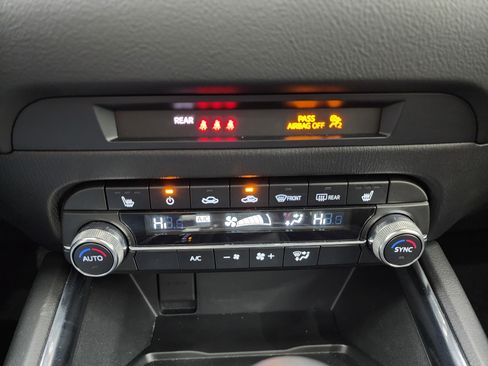 Used 2025 MAZDA CX-5 Carbon Edition image 15