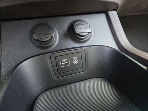 Used 2017 Hyundai Santa Fe Sport FWD image 28