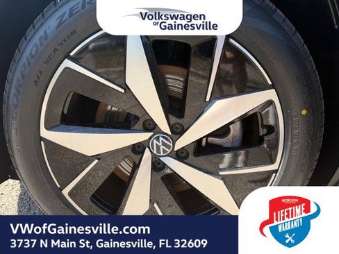 Used 2023 Volkswagen ID.4 Pro S image 27