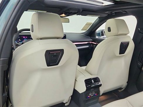 Used 2026 BMW 540i xDrive image 32