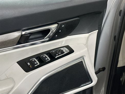 Used 2021 Kia Telluride SX w/ Nightfall Edition Package image 18