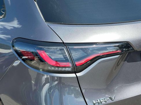 Used 2024 Honda HR-V EX-L image 8