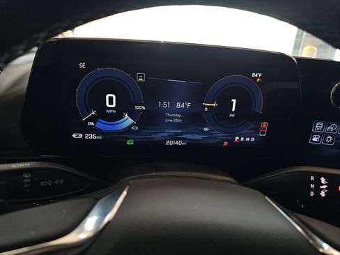 Used 2024 Chevrolet Blazer EV LT AWD/4WD image 5
