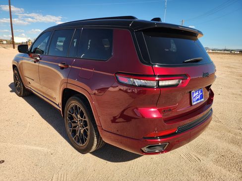 Used 2025 Jeep Grand Cherokee L Summit w/ Obsidian Package AWD/4WD image 6
