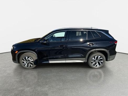 New 2026 Volkswagen Tiguan S image 8