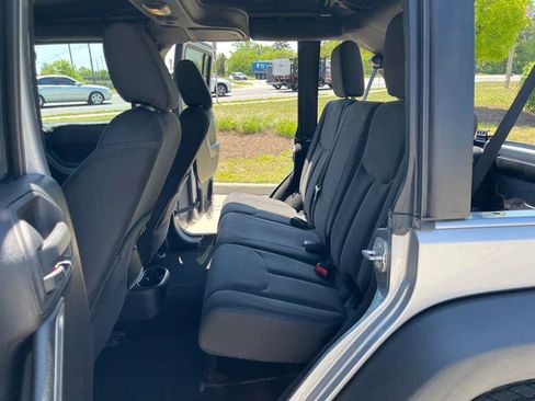 Used 2016 Jeep Wrangler Unlimited Sport w/ Quick Order Package 24S AWD/4WD image 74