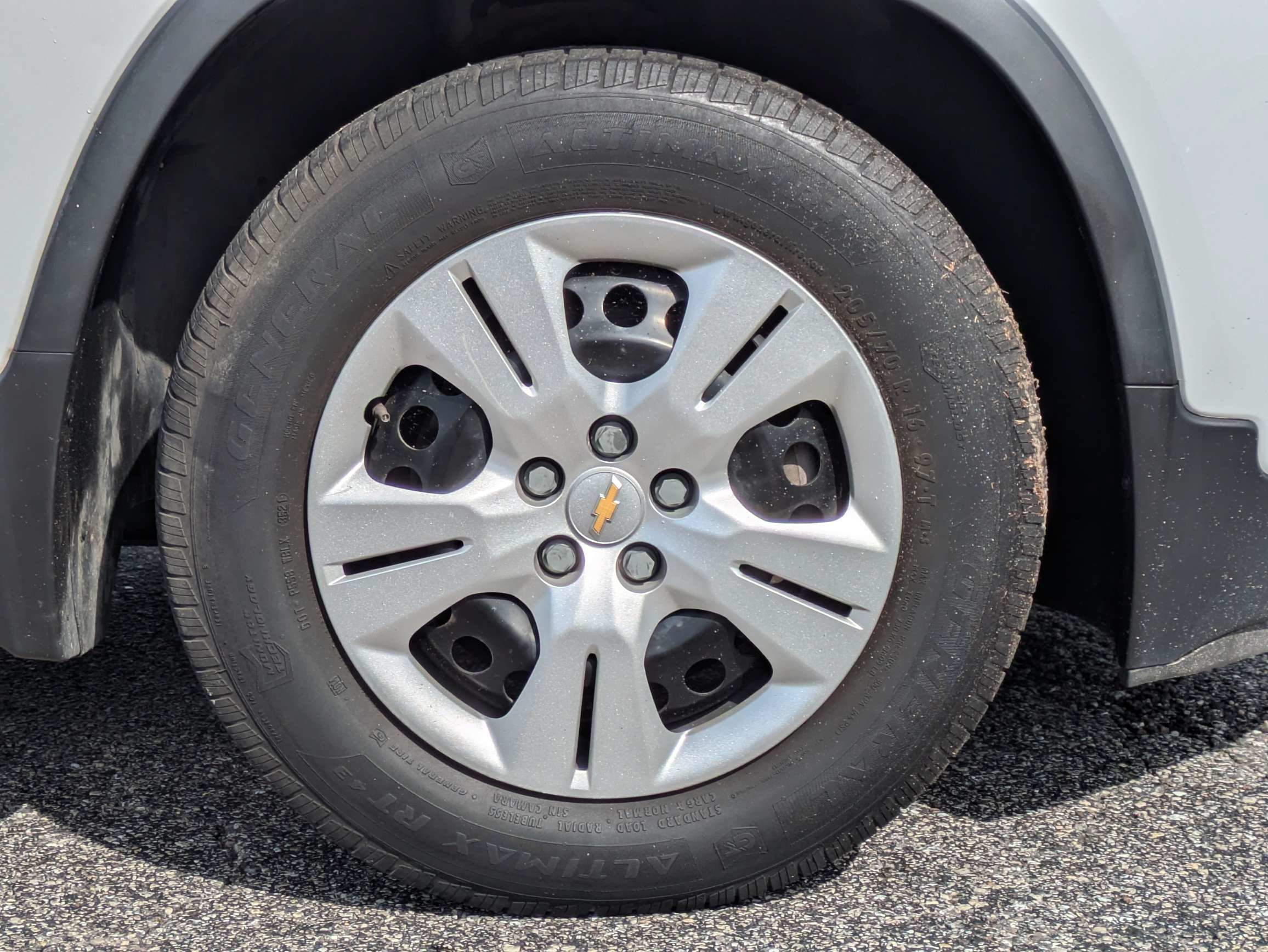 Used 2018 Chevrolet Trax LS FWD image 12