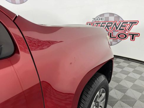 Used 2015 Chevrolet Colorado Z71 AWD/4WD image 25