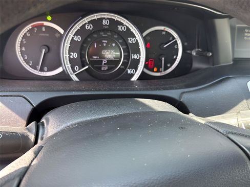 Used 2015 Honda Accord EX image 6