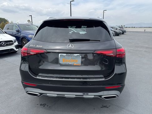 Used 2026 Mercedes-Benz GLC 300 image 6