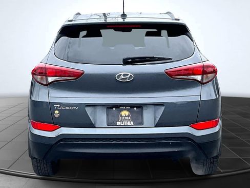 Used 2017 Hyundai Tucson SE image 5