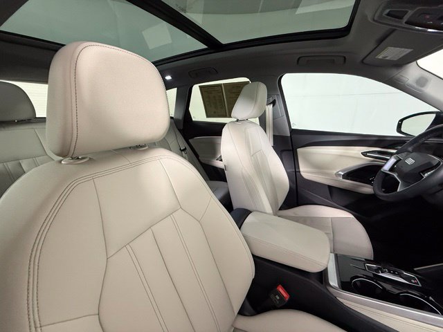 Used 2025 Audi Q5 Premium Plus w/ Premium Plus AWD/4WD image 30