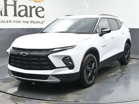 New 2025 Chevrolet Blazer LT w/ Midnight/Sport Edition image 12