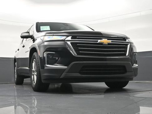 Used 2023 Chevrolet Traverse LT FWD image 28
