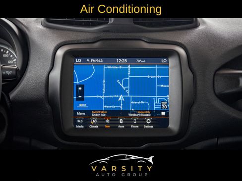 Used 2021 Jeep Renegade Latitude w/ Sun & Sound Group image 22