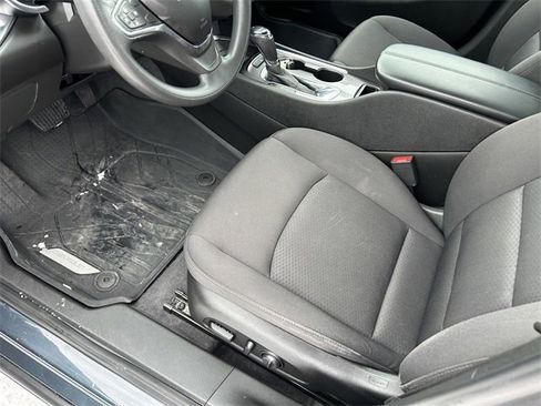 Used 2019 Chevrolet Malibu LT image 11