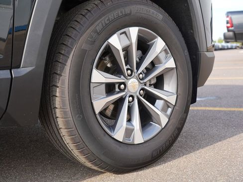 Used 2025 Chevrolet Equinox LT AWD/4WD image 31