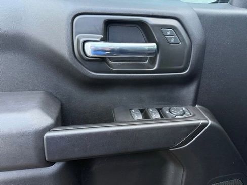 Certified 2024 Chevrolet Silverado 1500 Custom AWD/4WD image 32