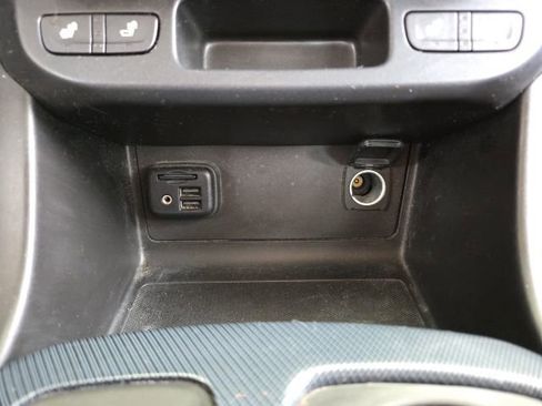 Used 2021 Chevrolet Colorado Z71 w/ Z71 Midnight Edition image 62