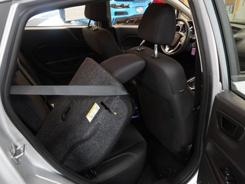Used 2018 Ford Fiesta SE FWD image 23