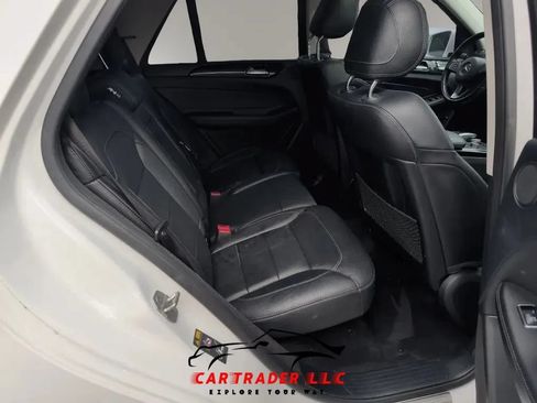 Used 2017 Mercedes-Benz GLE 550e image 30