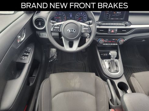 Used 2019 Kia Forte LXS FWD image 8